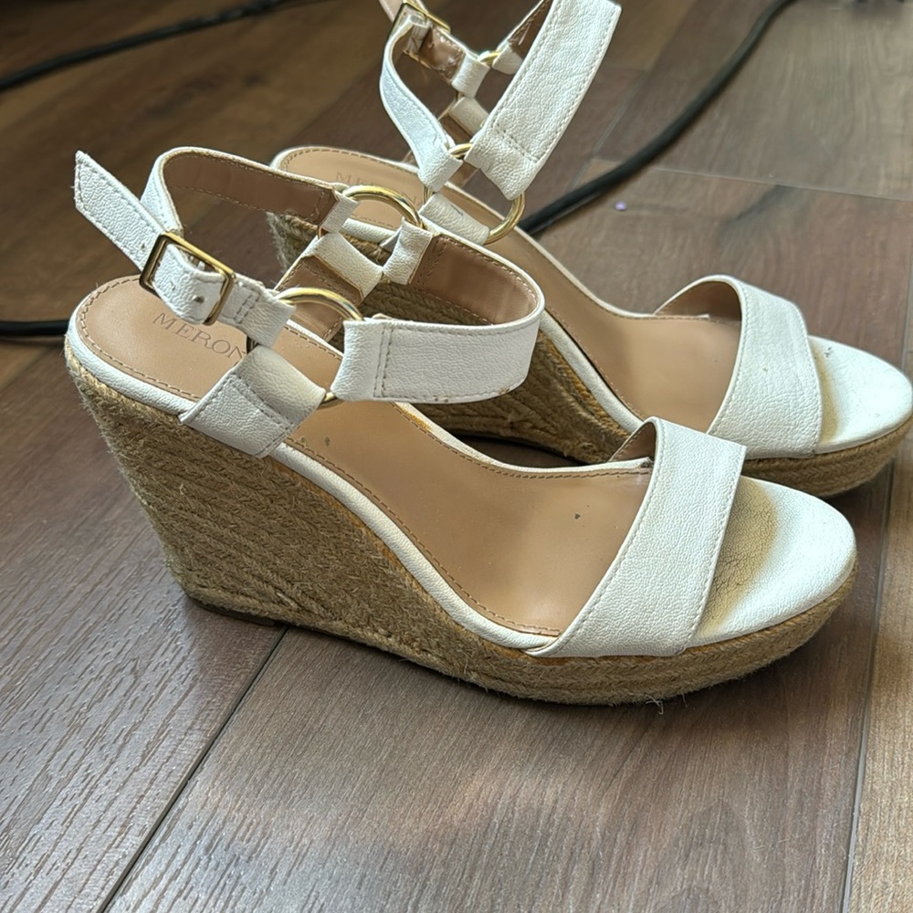 Wedge Merona sandals white with gold hardware size 8